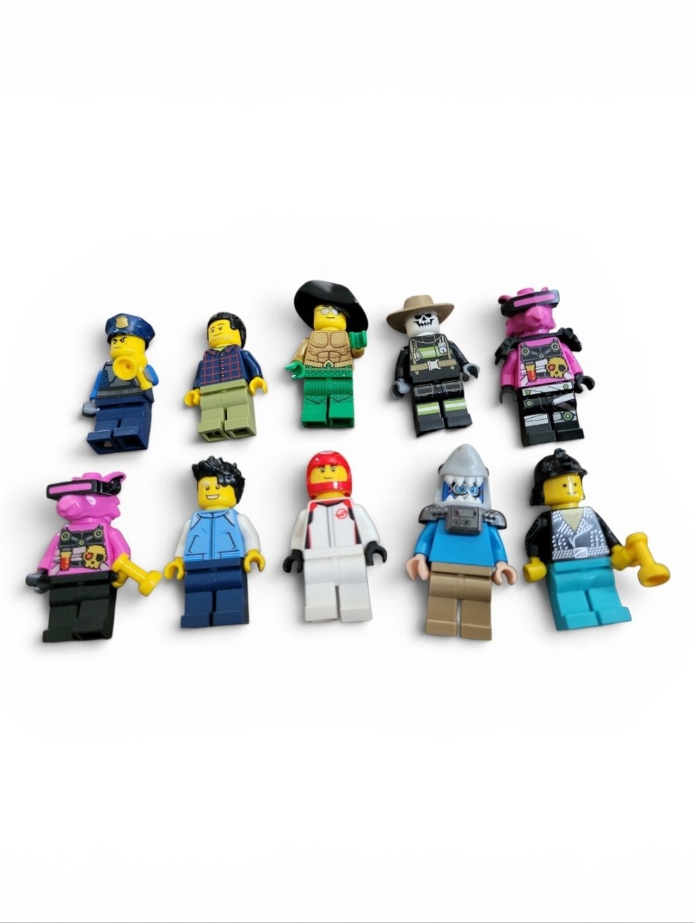 LEGO Mixed Minifigure Lot in Blue, Pink, Green, Red, White, Tan, Black